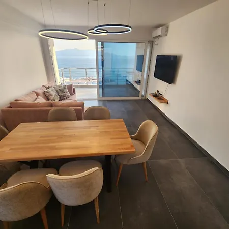 Fantastic Sea View Daire Saranda